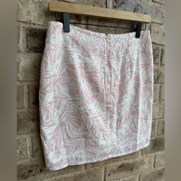 HELLO MOLLY It's Island Time Mini Skirt Pink NWT Size M - Picture 9 of 10